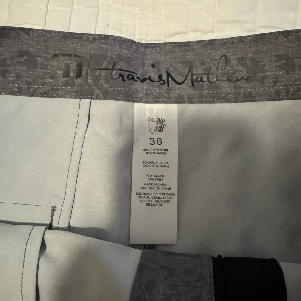 Travis Matthew Board Shorts - Picture 3 of 4